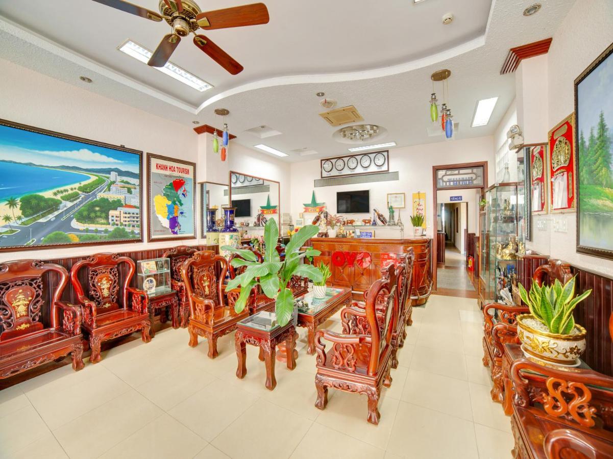 Oyo 563 Phu Thinh Hotel Nha Trang Buitenkant foto