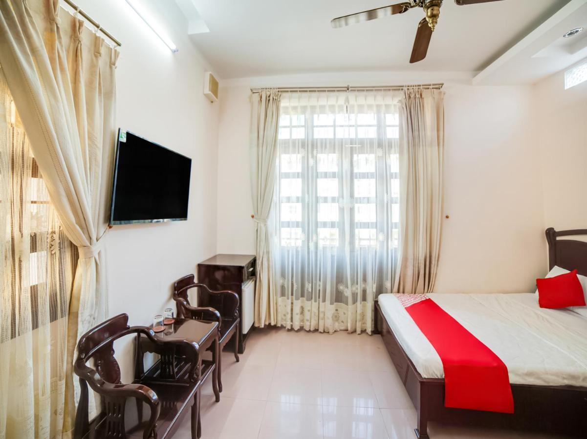 Oyo 563 Phu Thinh Hotel Nha Trang Buitenkant foto