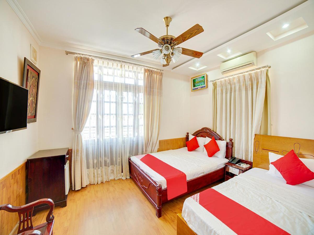 Oyo 563 Phu Thinh Hotel Nha Trang Buitenkant foto