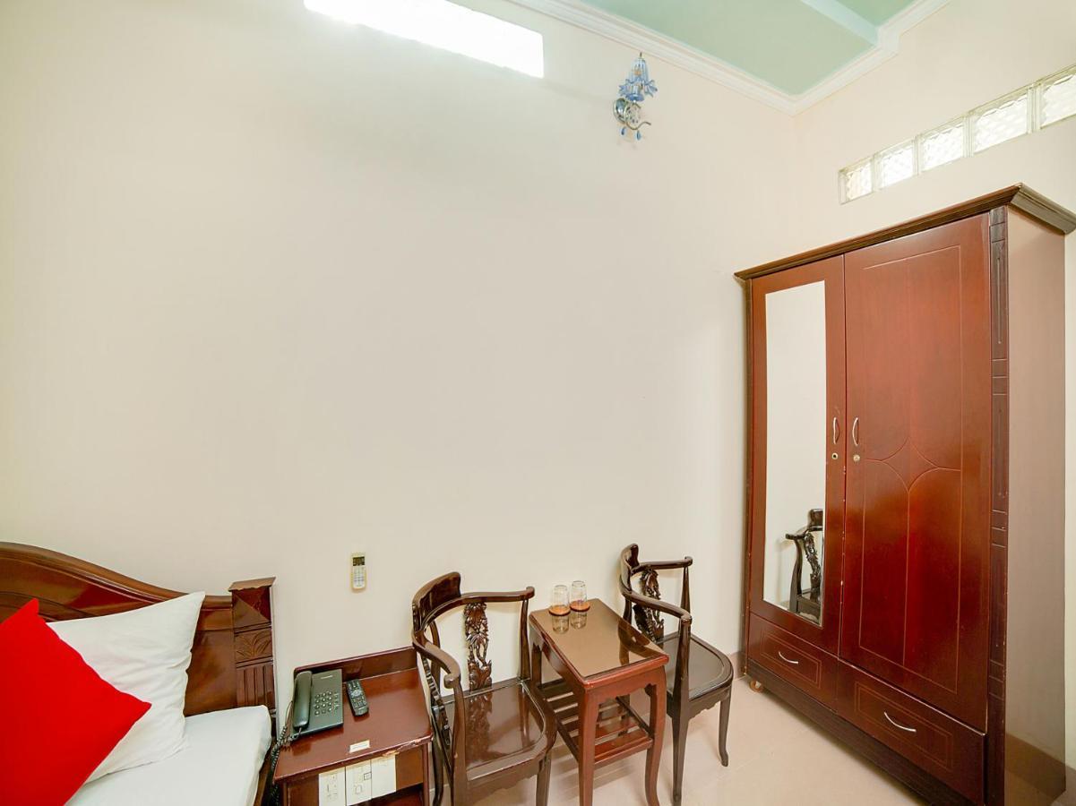 Oyo 563 Phu Thinh Hotel Nha Trang Buitenkant foto