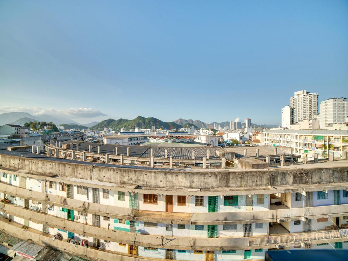 Oyo 563 Phu Thinh Hotel Nha Trang Buitenkant foto