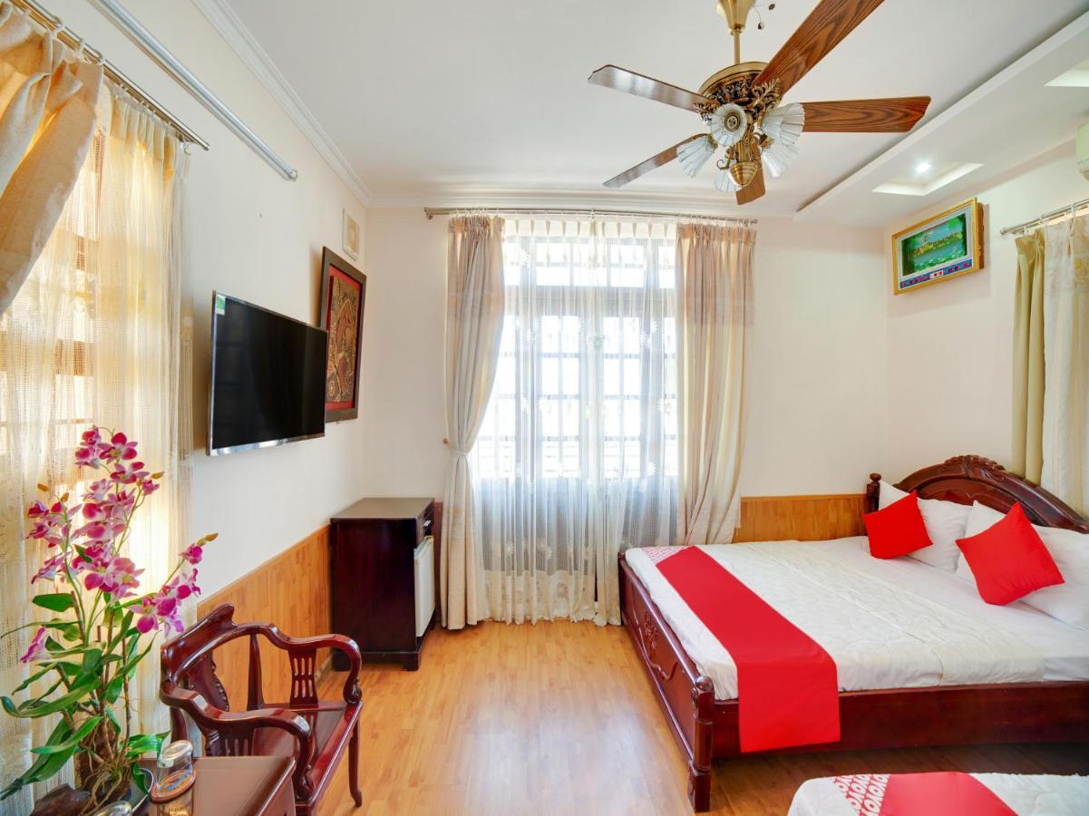 Oyo 563 Phu Thinh Hotel Nha Trang Buitenkant foto
